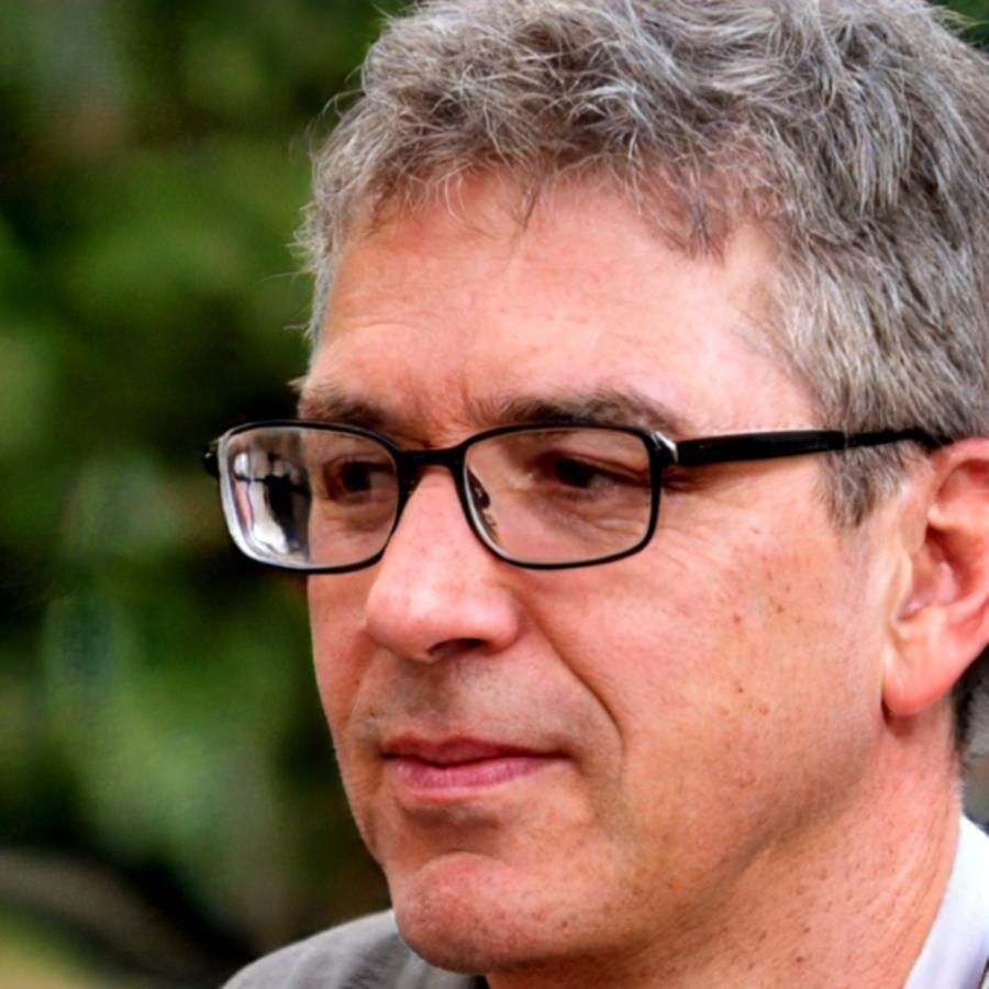 Retrato de Rúben Carvalho